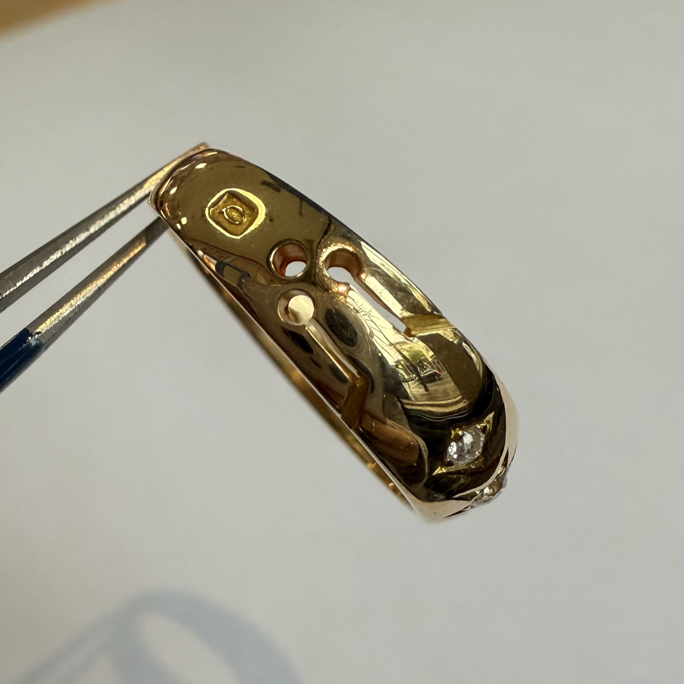 3 Stone Star Set Ring - London 1890 (Vintage)