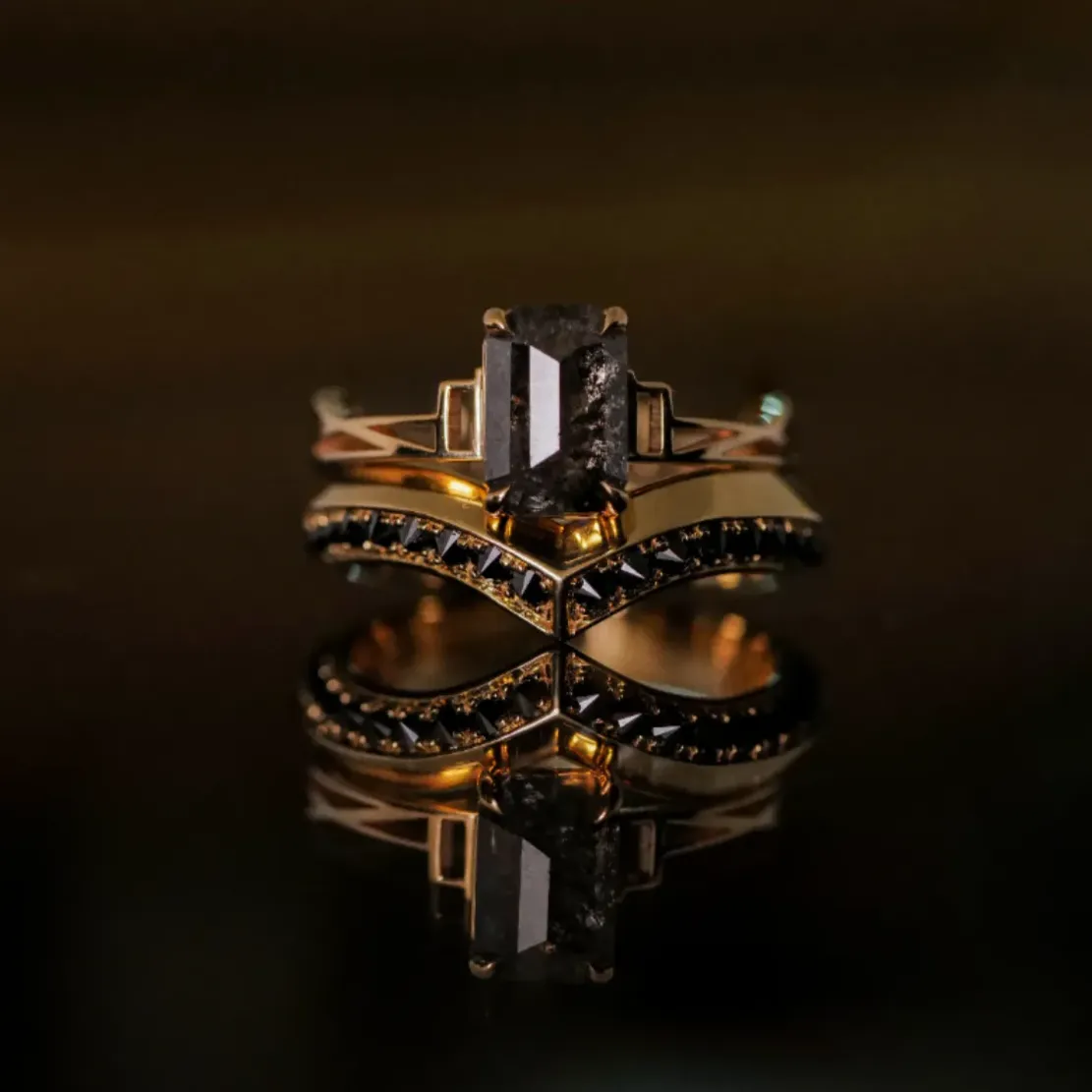 Knife Edge Hazeline Ring - Iron Maiden