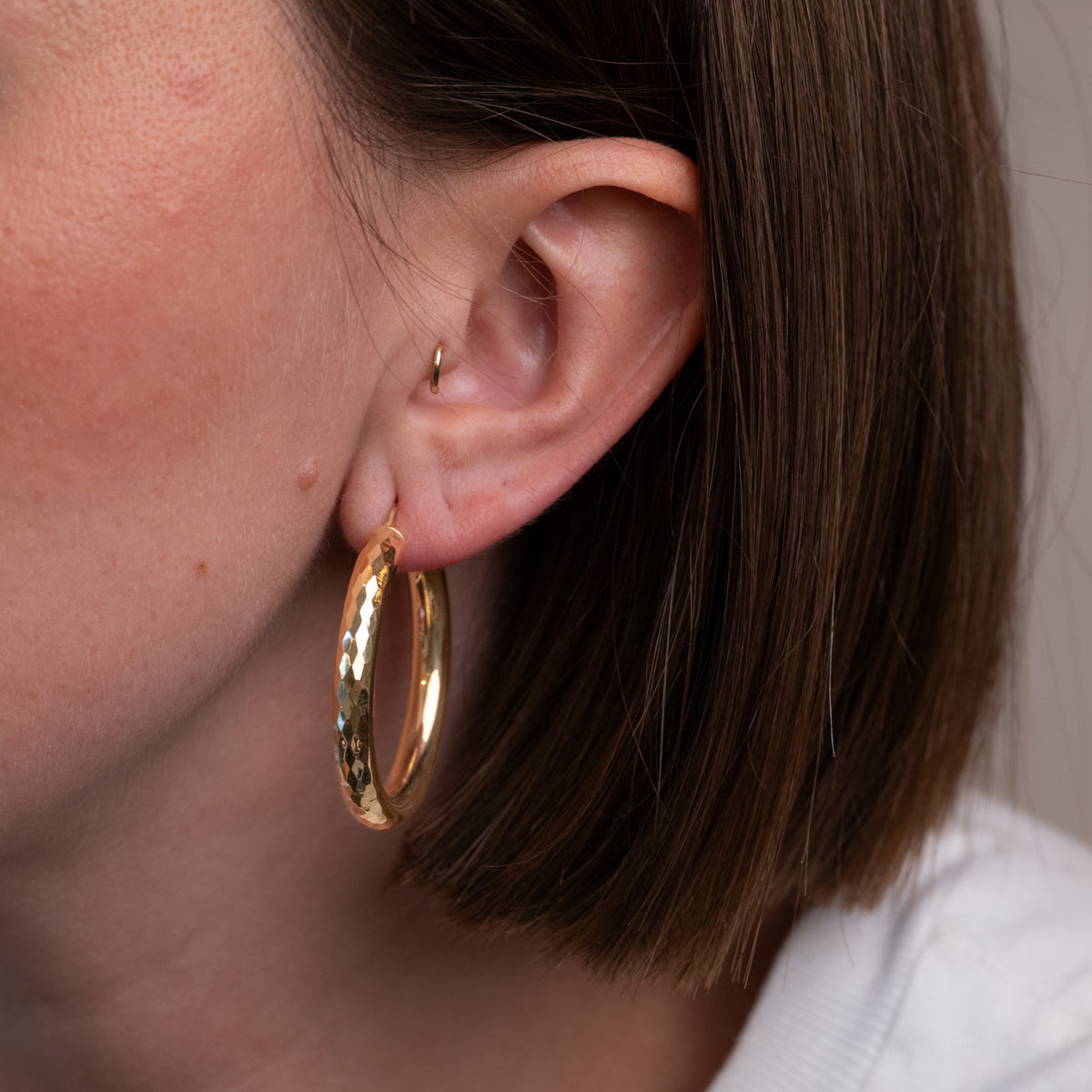 Grande Faceted Hoops