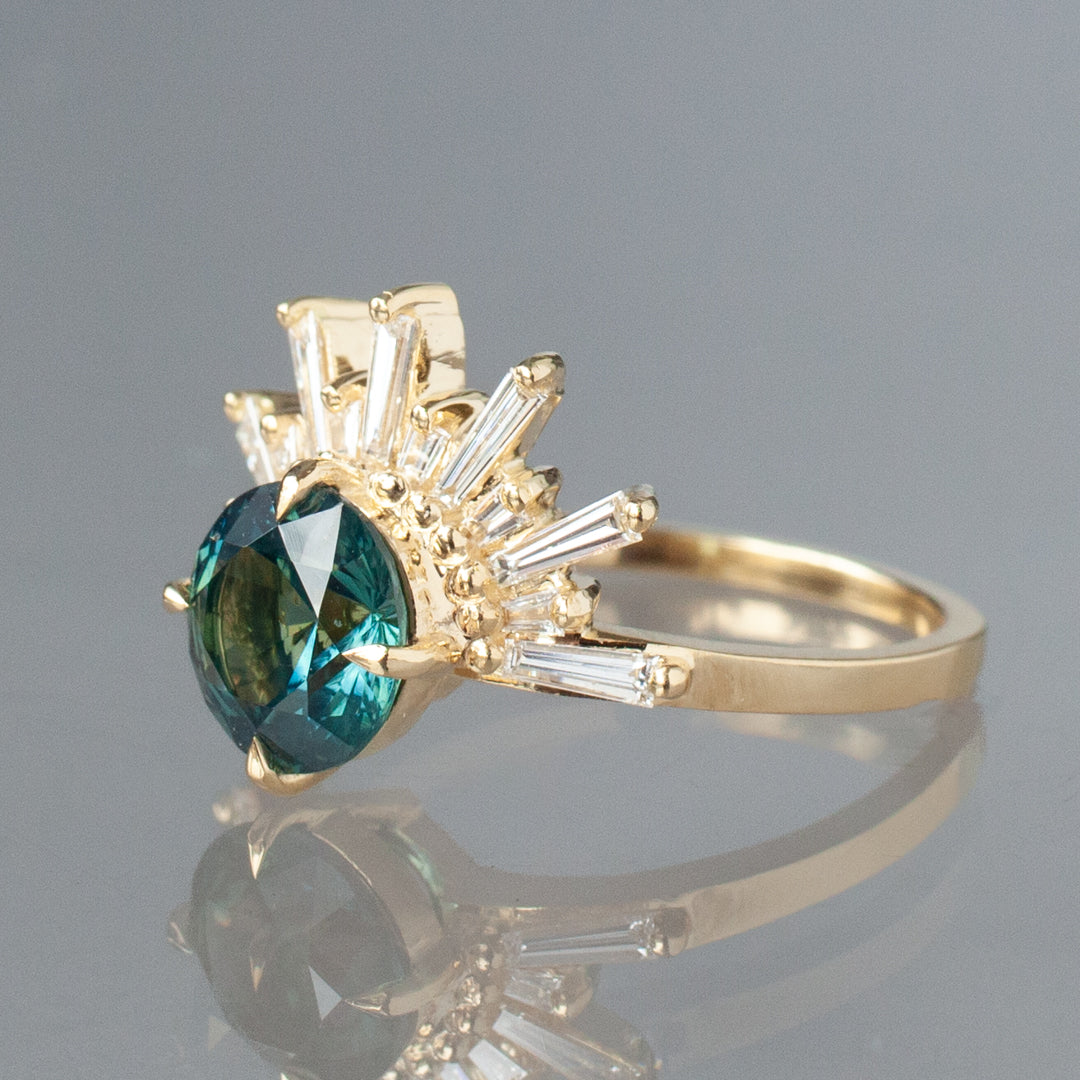Grande Demi Feu Ring - Peacock Green Sapphire (2.01ct)