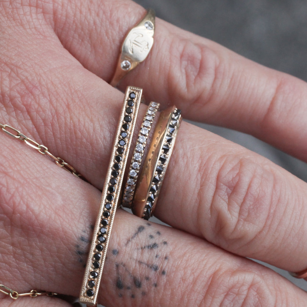Iron Maiden Knife Edge Ring - Pavé (4mm)