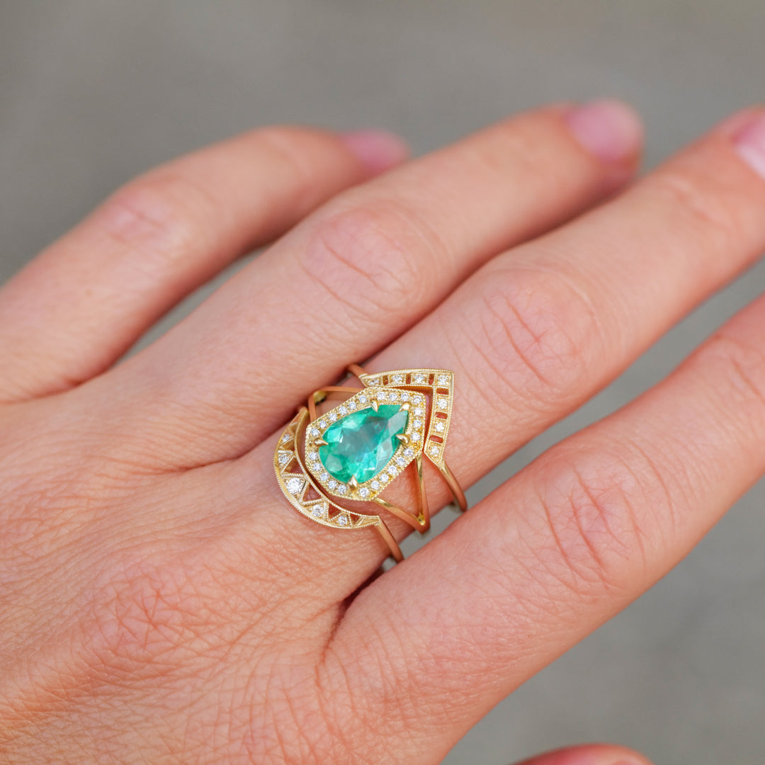 Phoebe Ring - Emerald (1.86ct)