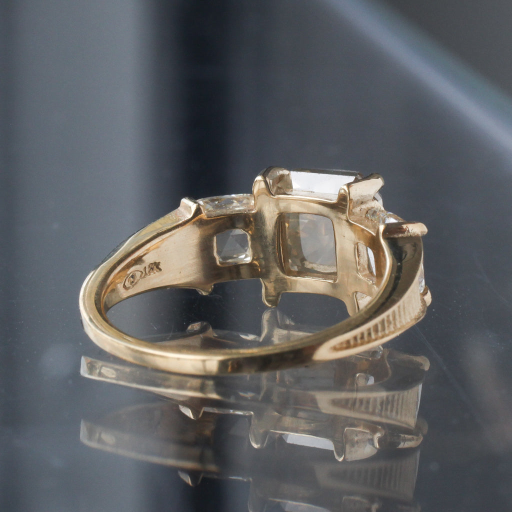 18k gold ring