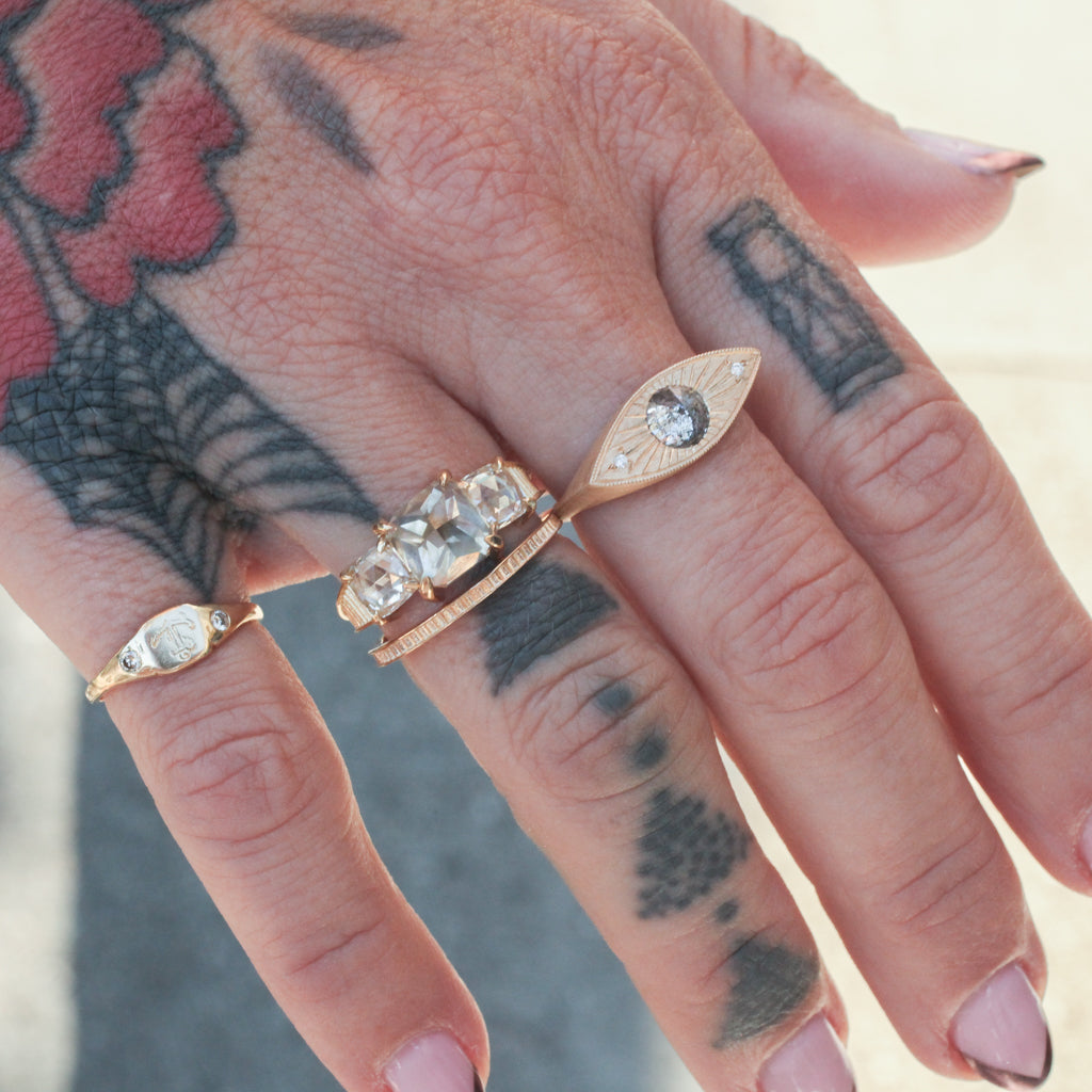 gold diamond rings