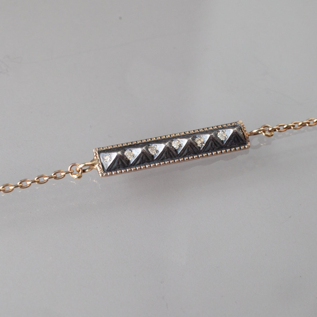 6 Stud Bar Bracelet - Diamond