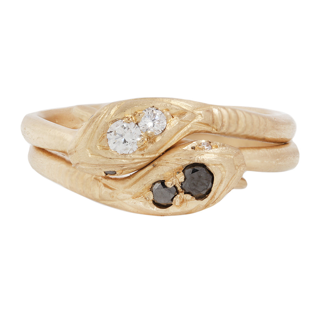 Victoria's Yin Yang Fede Ring - White & Black Diamond