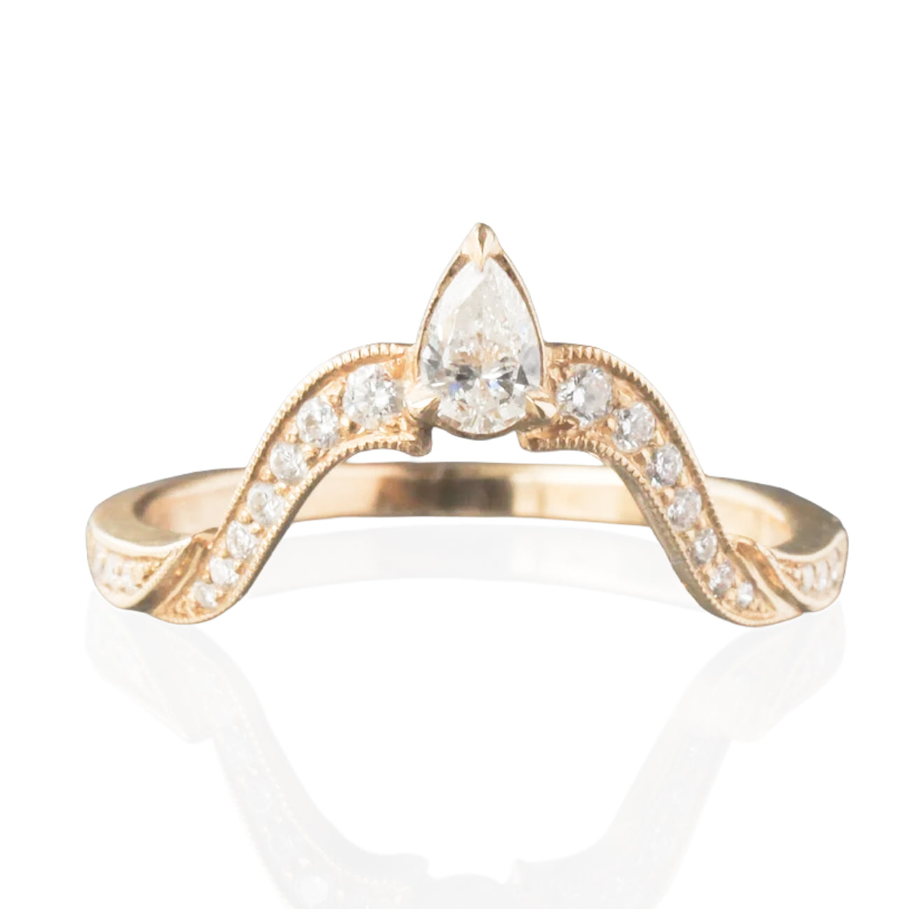 Dianthe Ring