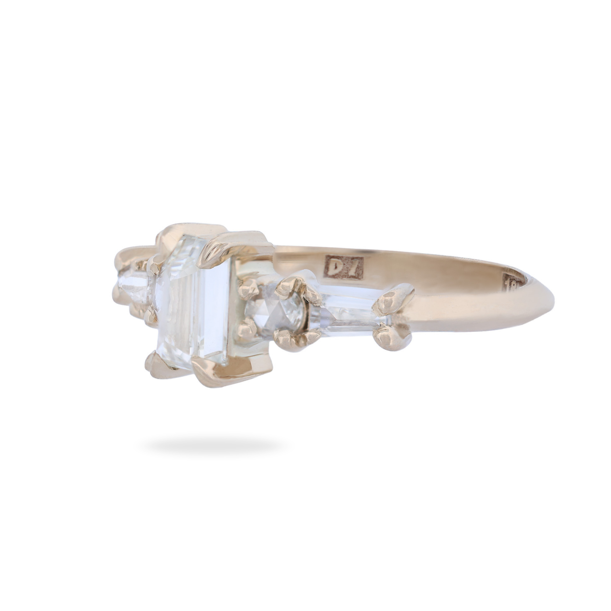 Petite Isolde - White Diamond (0.70ct)