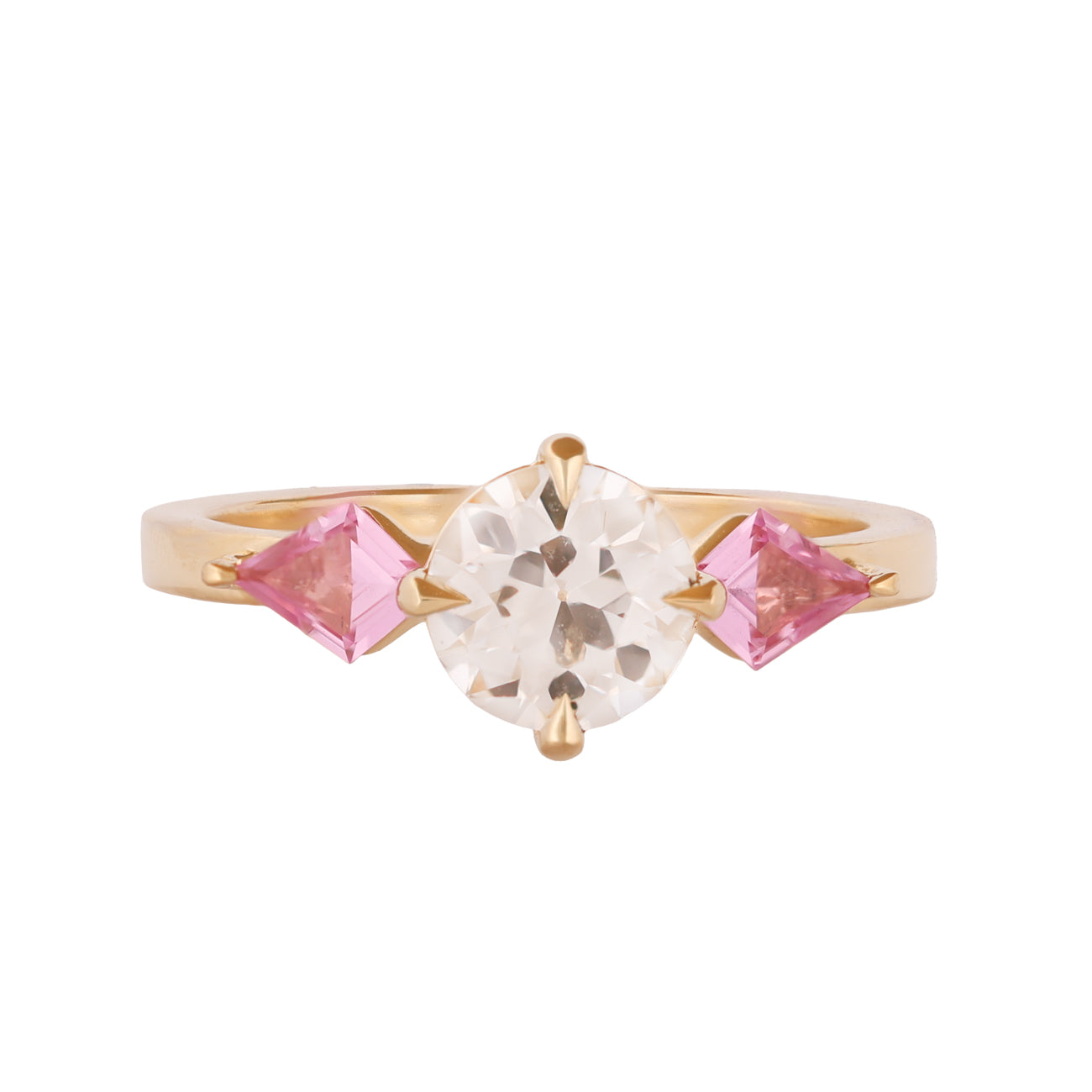 Fiat Lux Kite Calliope: 18K gold ring with a 1.06ct Old European diamond and two pink sapphires on each side.