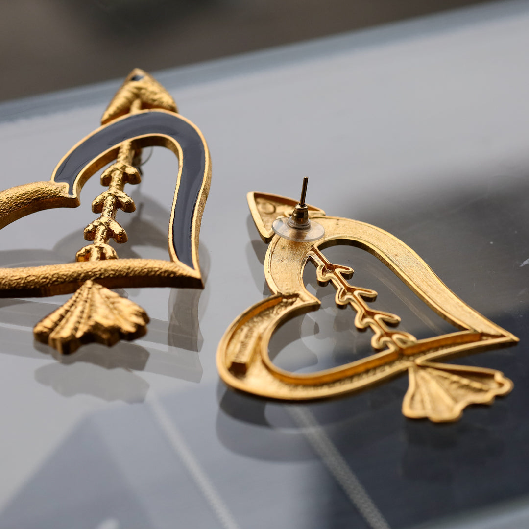 Surreal Love Earrings