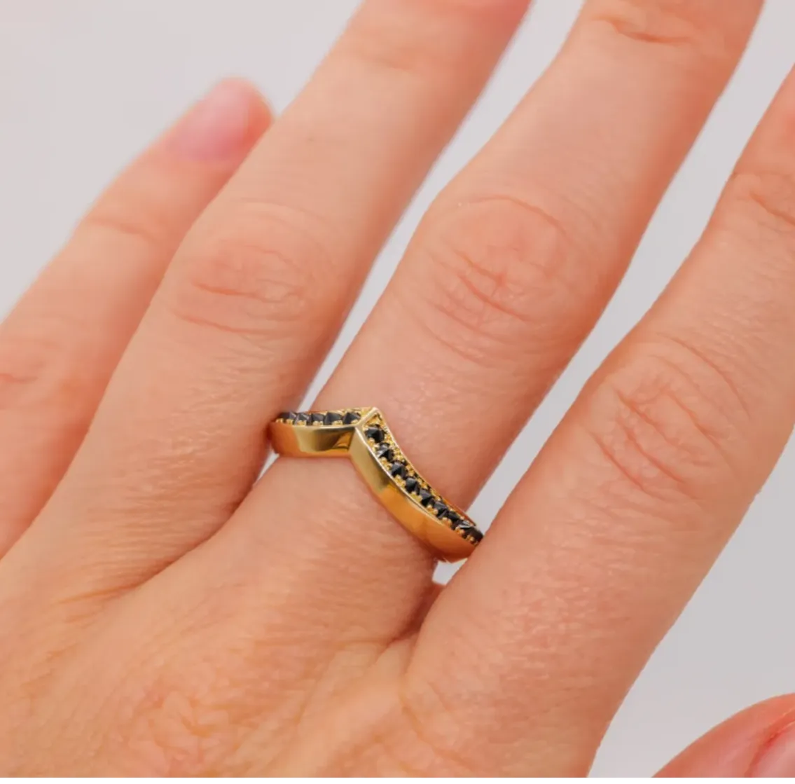 Knife Edge Hazeline Ring - Iron Maiden