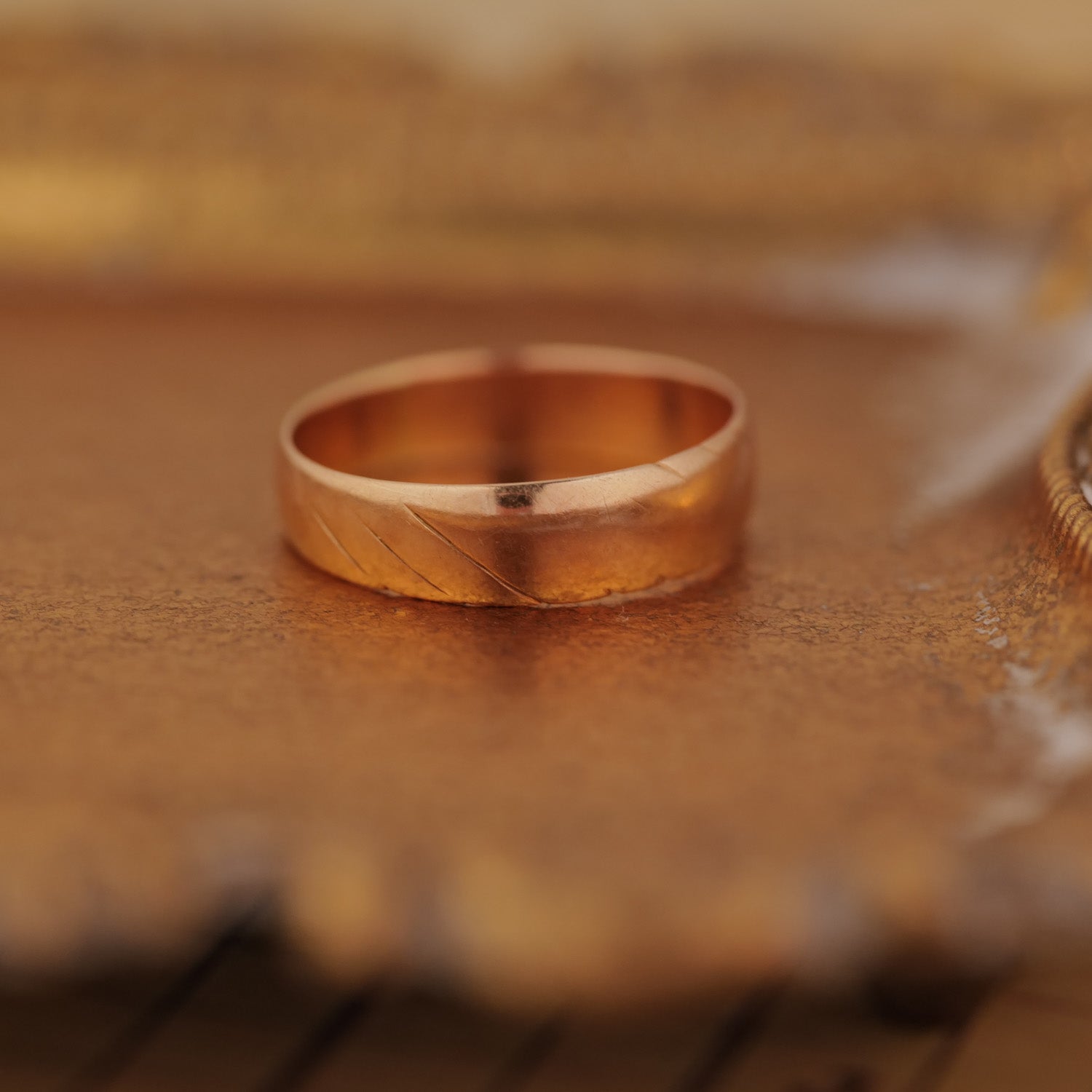 Antique Faint Lines Ring