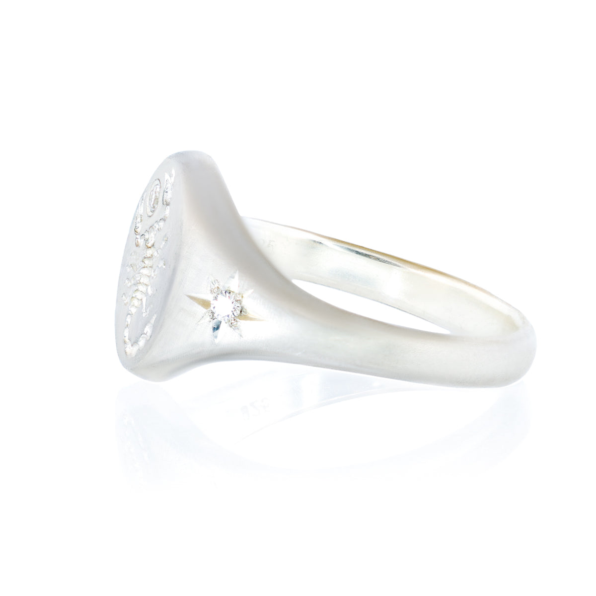 Scorpion Signet Ring - Diamond (S)