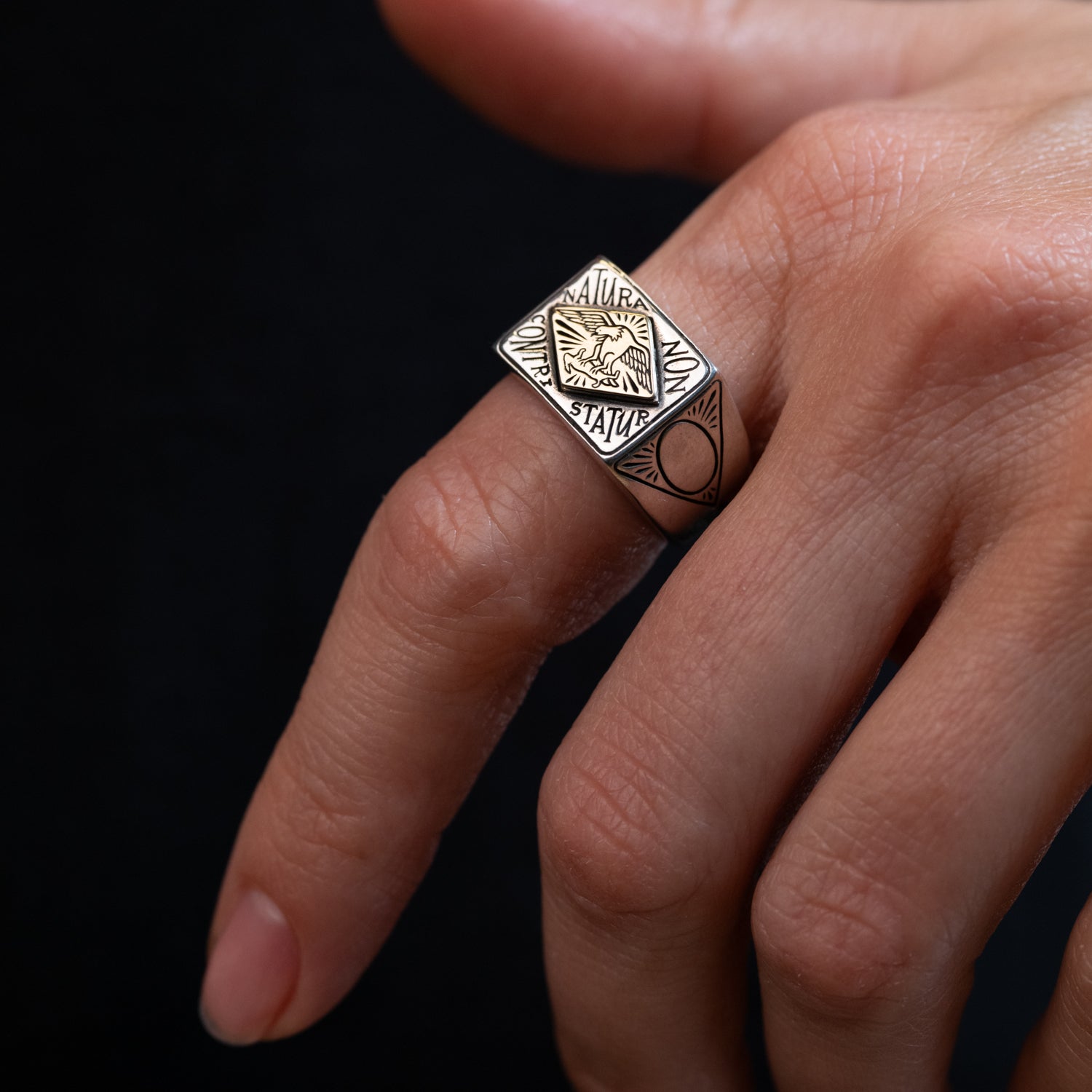 Natura Signet