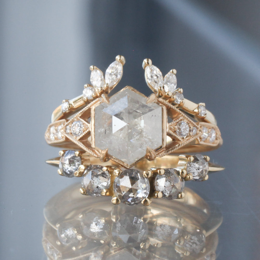 Casia Vestra Ring - Icy Grey Diamond