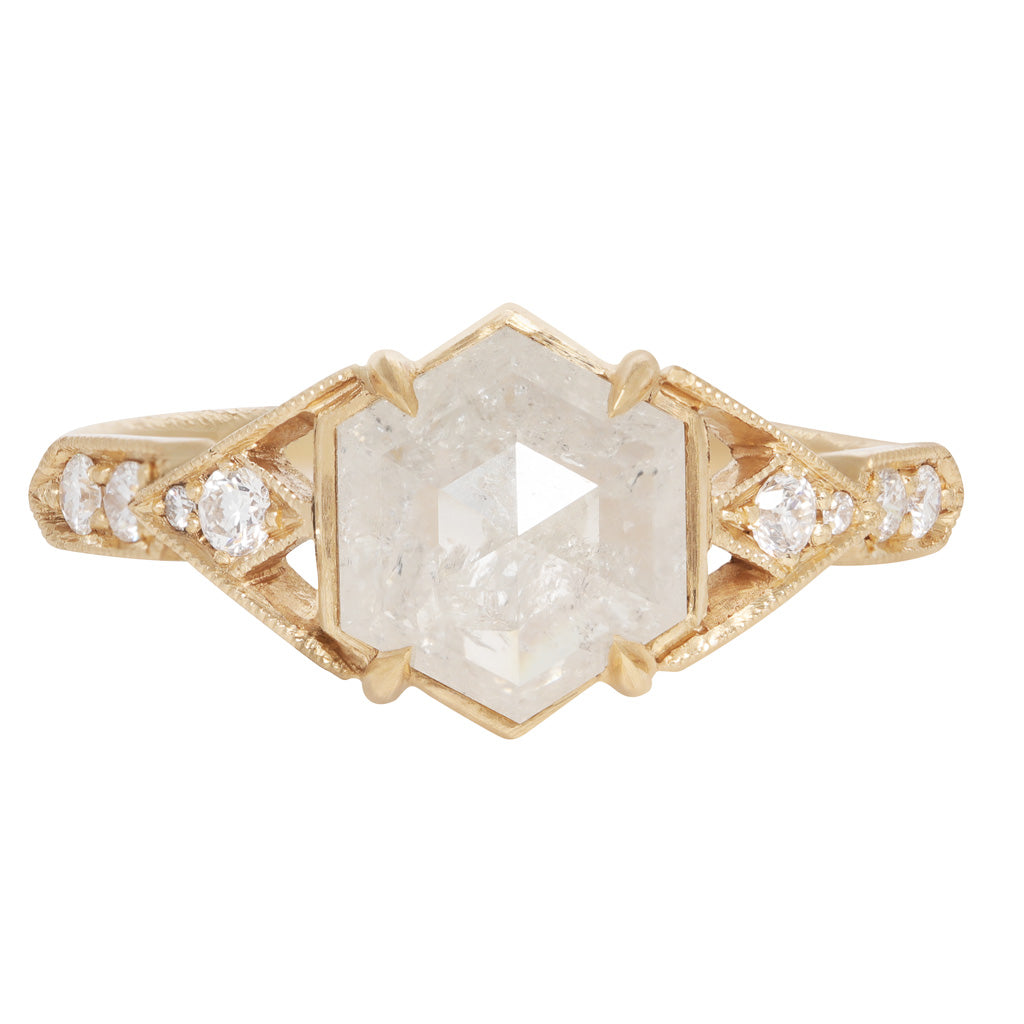 Casia Vestra Ring - Icy Grey Diamond