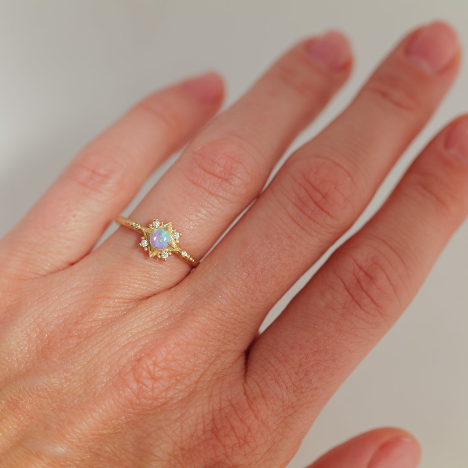 Sabine Nova Ring - Opal