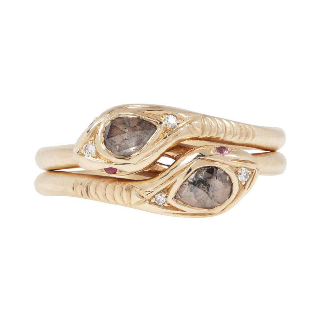 Victoria's Fede Ring - Salt & Pepper Diamond
