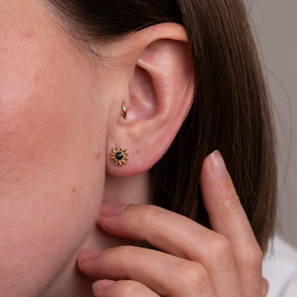 Grande Inverted Spur Stud - Diamond