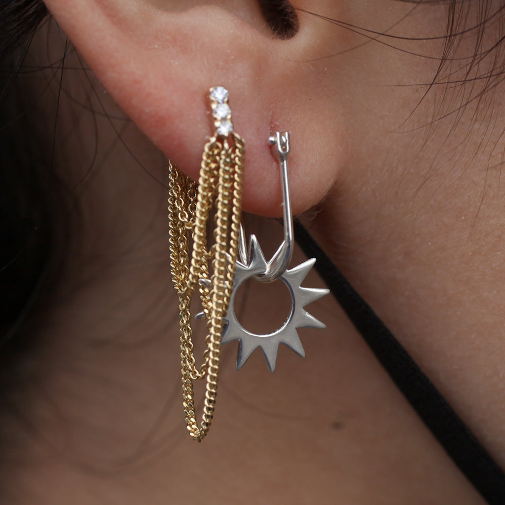 Half Latch Hoop - Classic