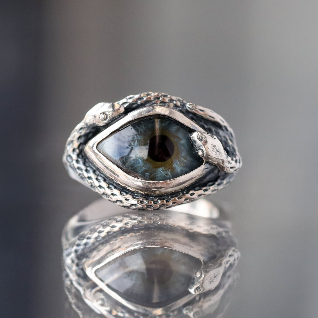 Ojo de Medusa Ring