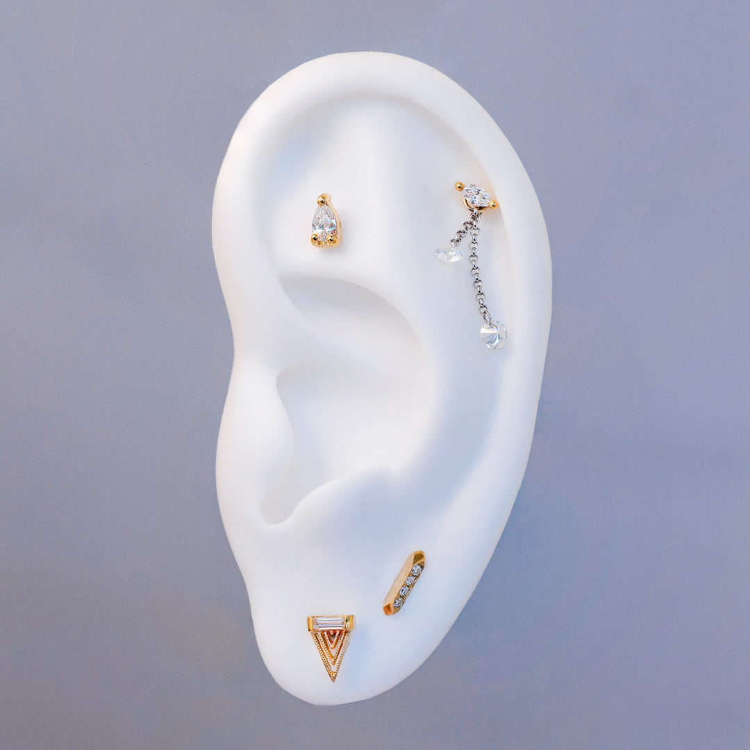 3 Prong Stone Pear - White Diamond