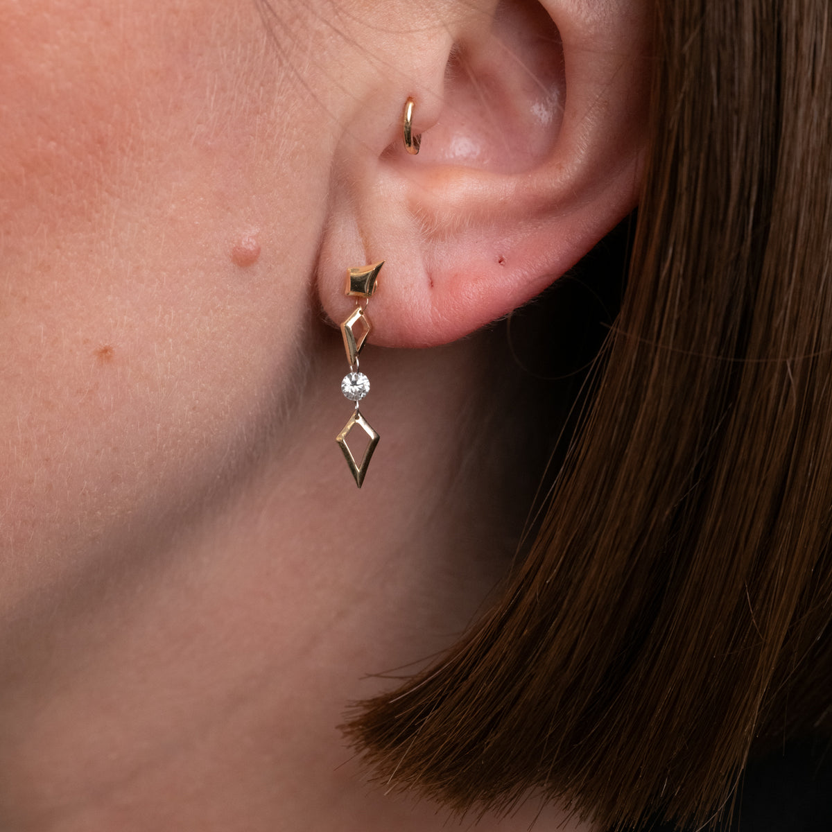 Falling Star Dangle - Round Diamond