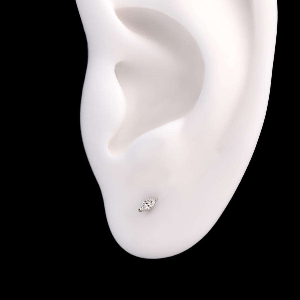 Classic Marquise Prong - White Diamond (3x1.5mm)