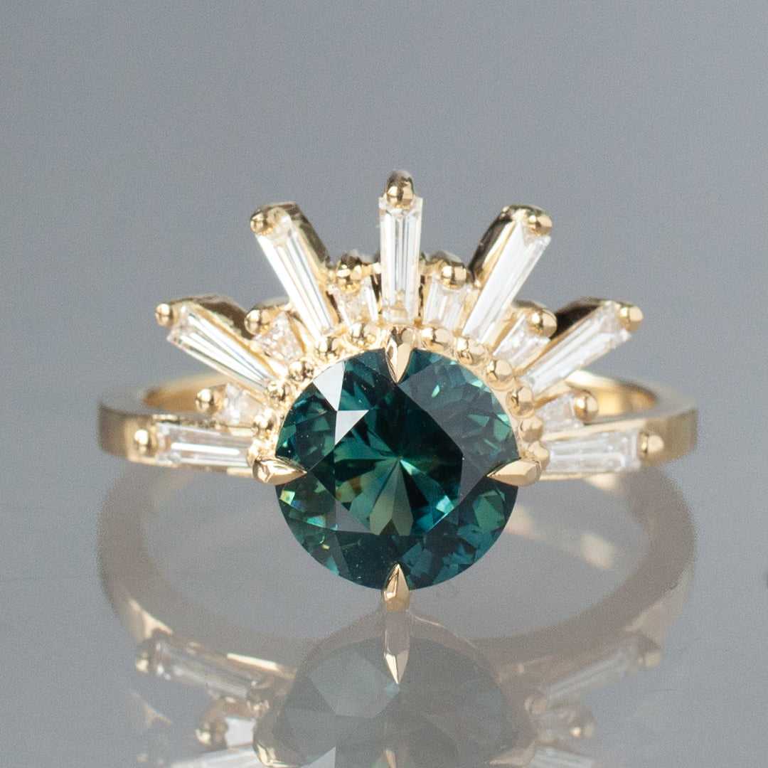 Grande Demi Feu Ring - Peacock Green Sapphire (2.01ct)