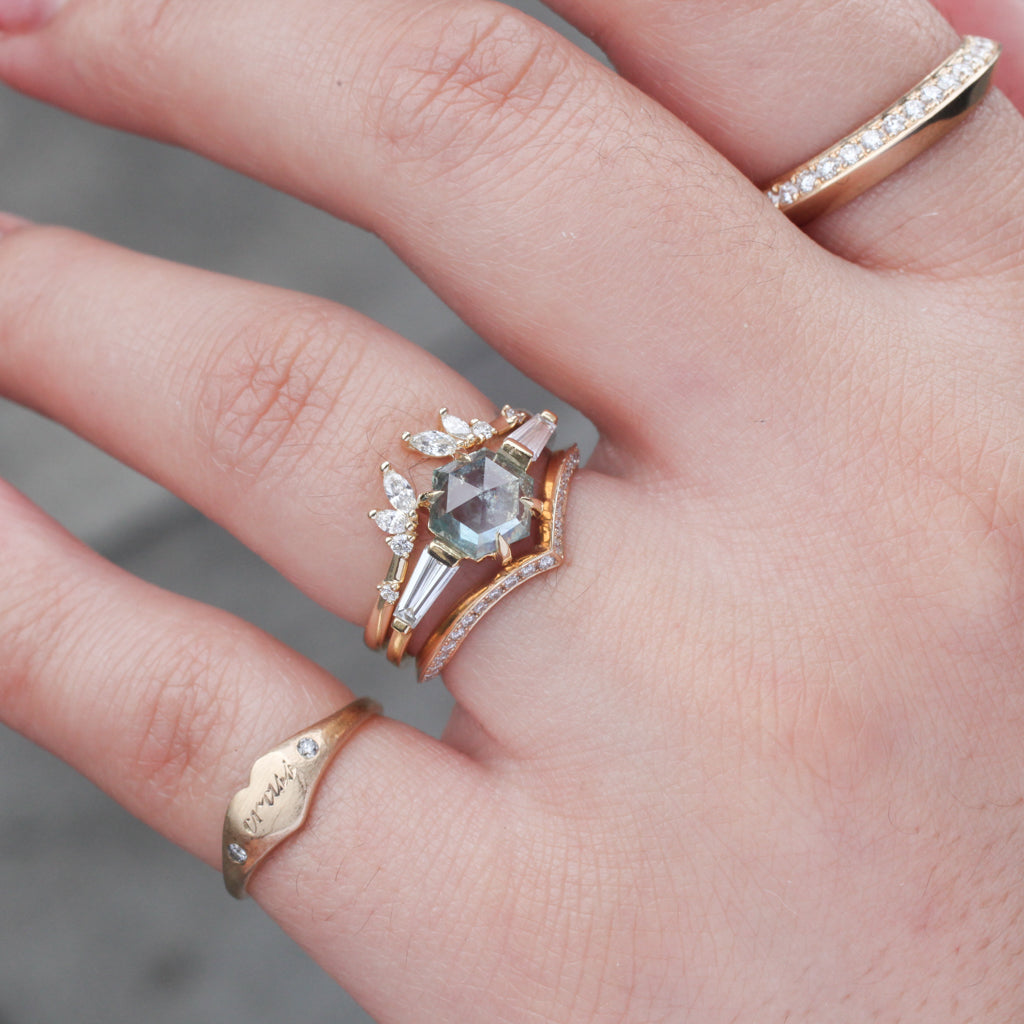 Knife Edge Hazeline Ring - Pavé
