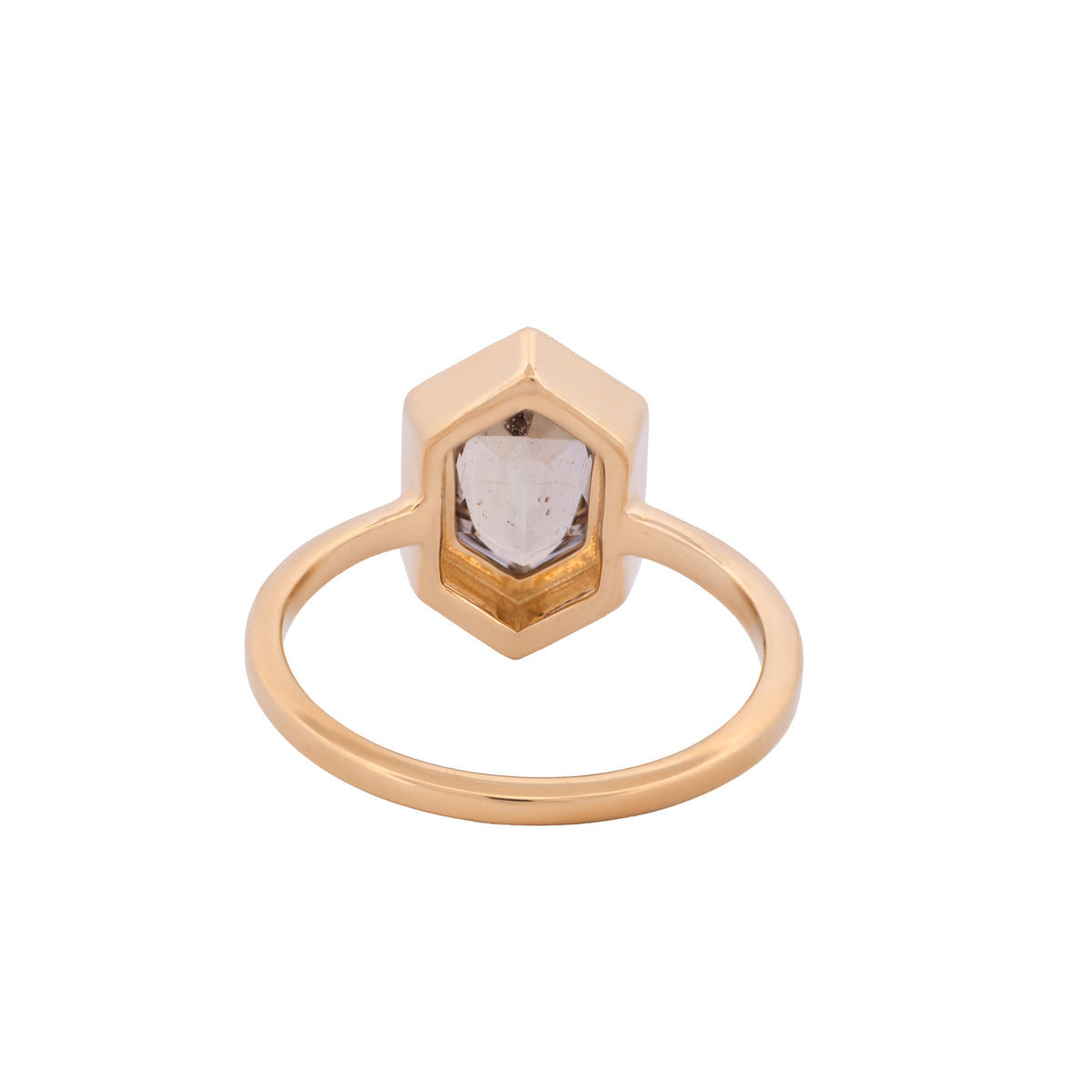 Fiat Lux Grande Hex Hester 18K gold ring featuring a 1.83ct Tanzanian sapphire in a matching hexagonal frame.