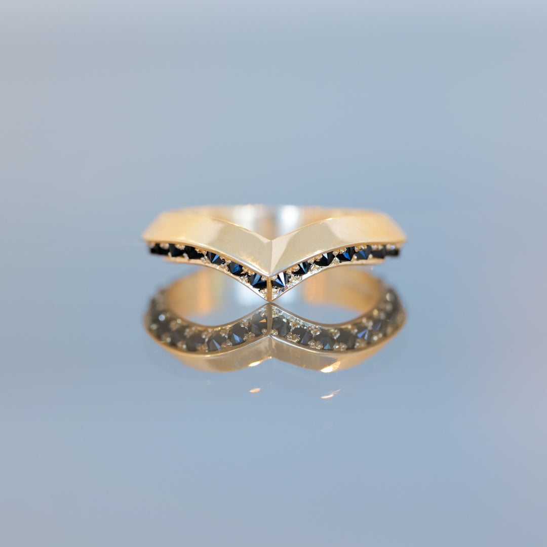 Knife Edge Hazeline Ring - Iron Maiden