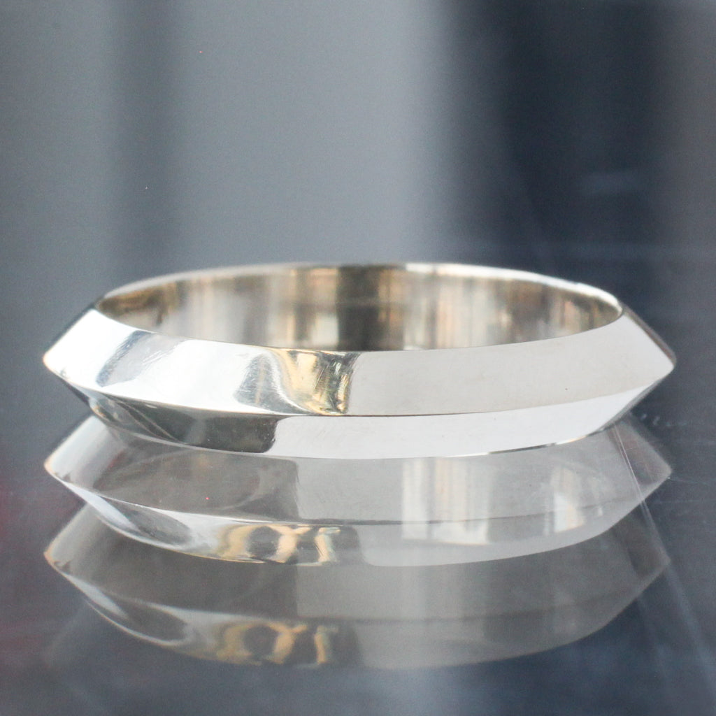 Knife Edge Ring - Pavé (4mm)