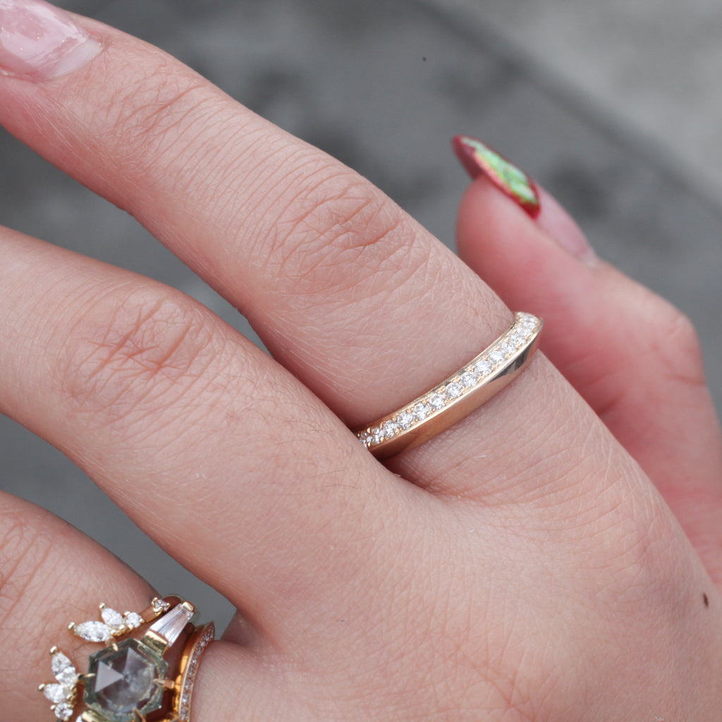 Knife Edge Ring - Pavé (4mm)