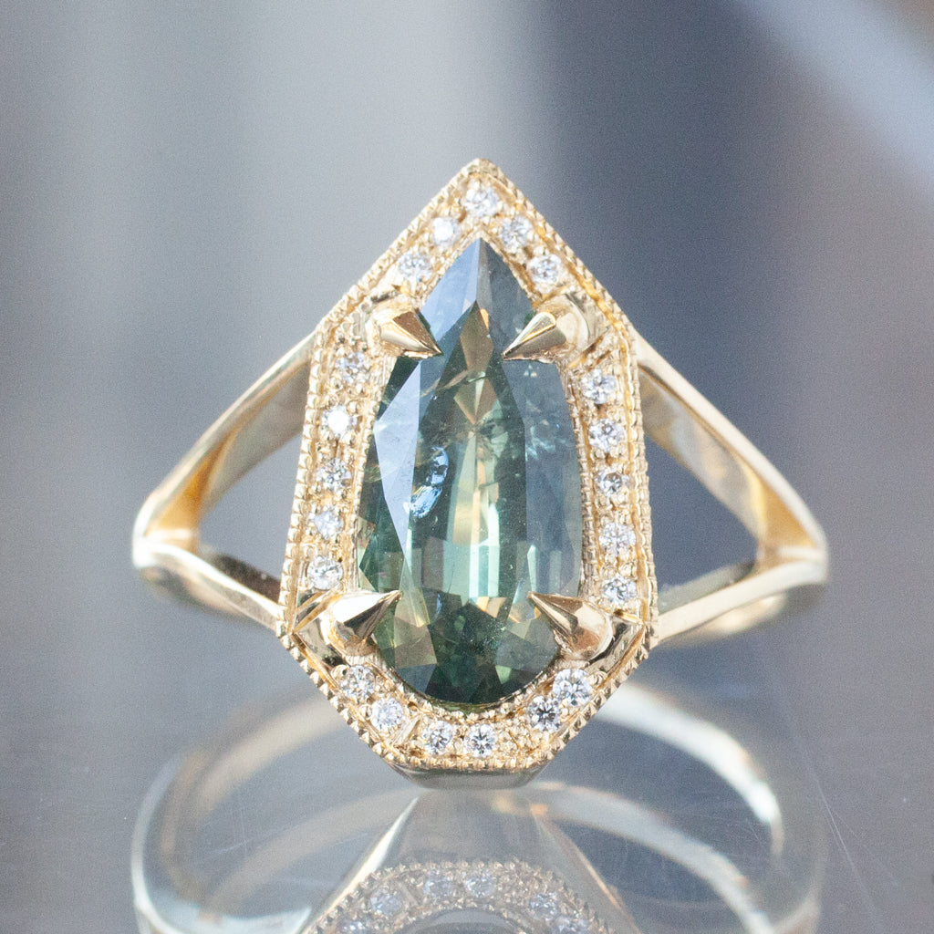 Grande Smokey Green Sapphire Phoebe