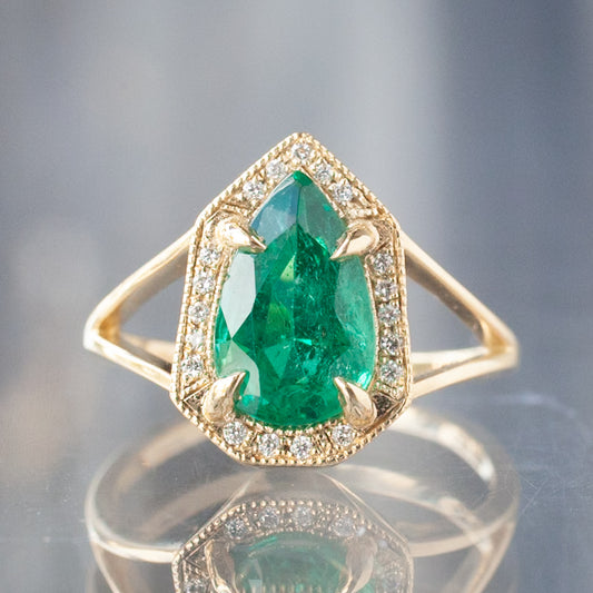 Grande Vibrant Emerald Phoebe (1.86ct)