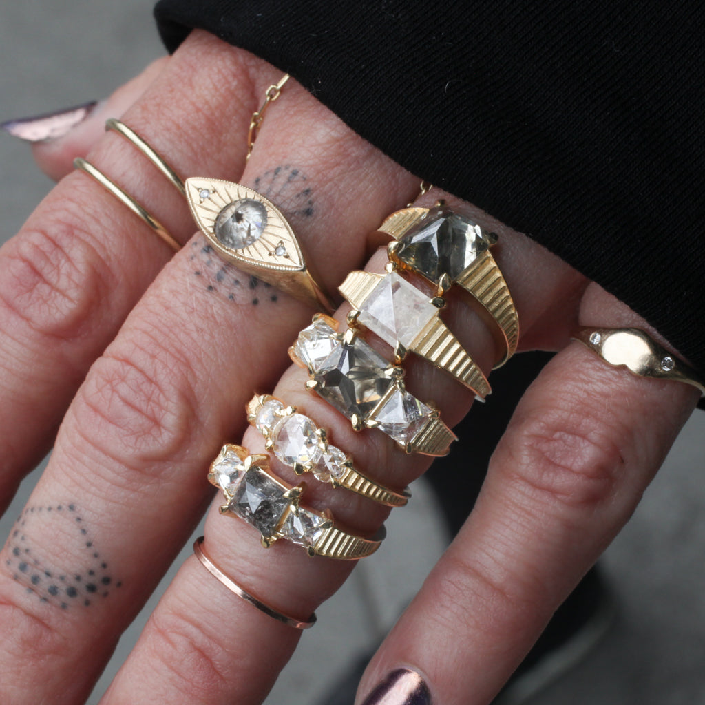 Classic Temple Ring - White Round Diamond