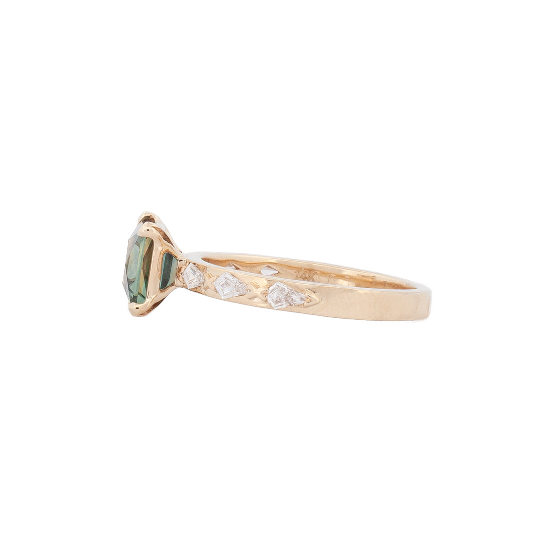 Fiat Lux Classic Theia Ring features a 1.70ct plum sapphire and diamond accents, shown from the side for detail.