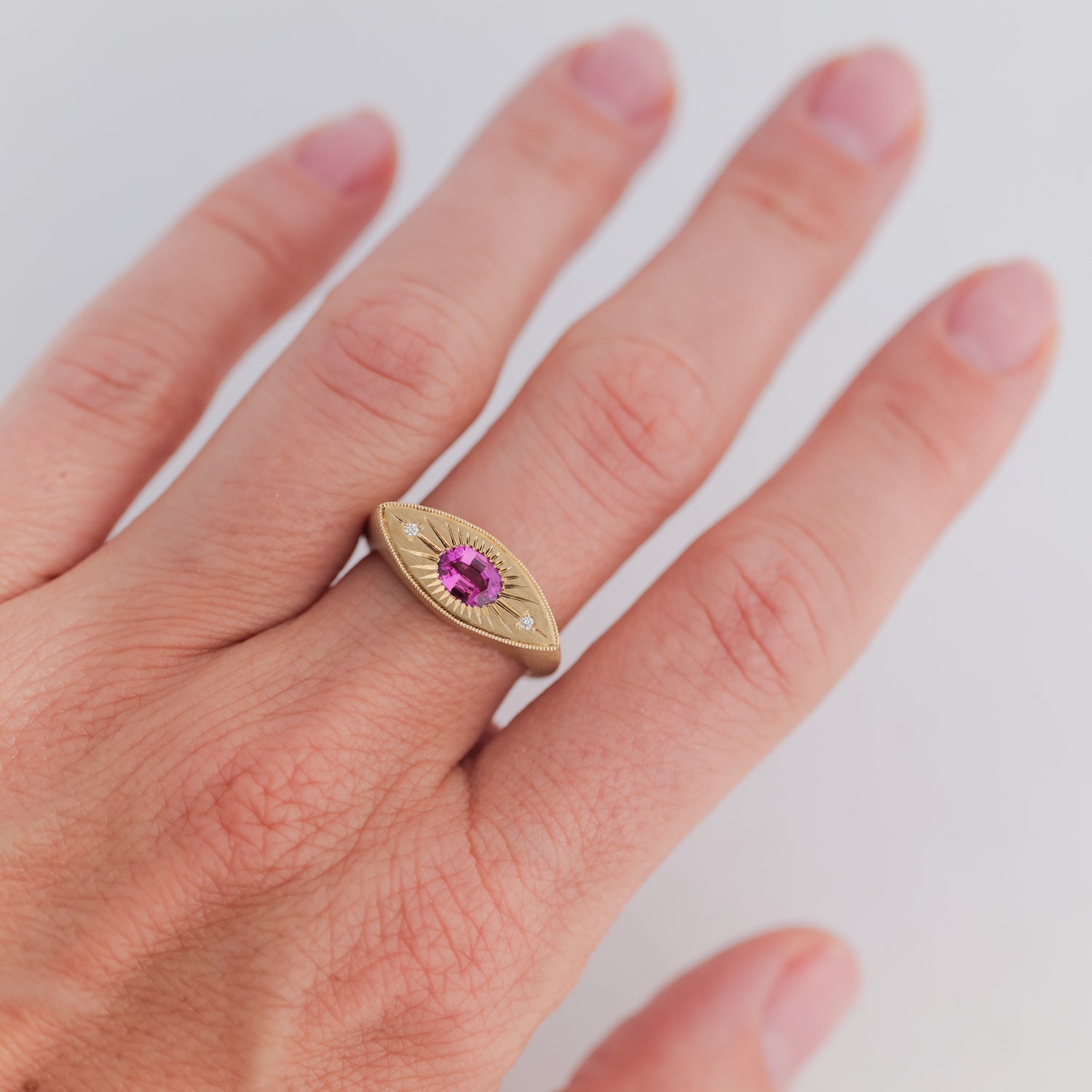Brilliant Third Eye - Raspberry Oval Sapphire (0.645ct)