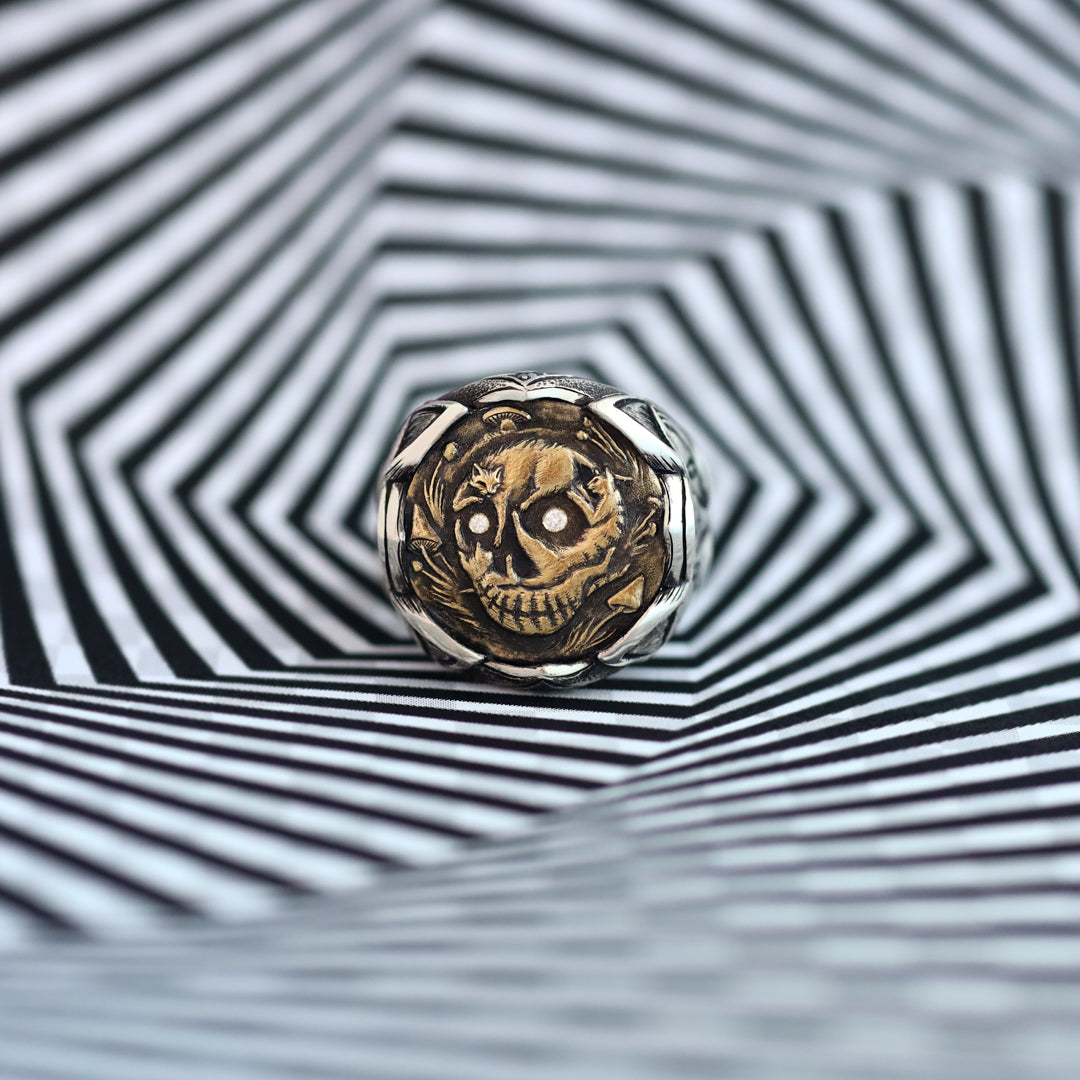 Meowmento Mori Ring