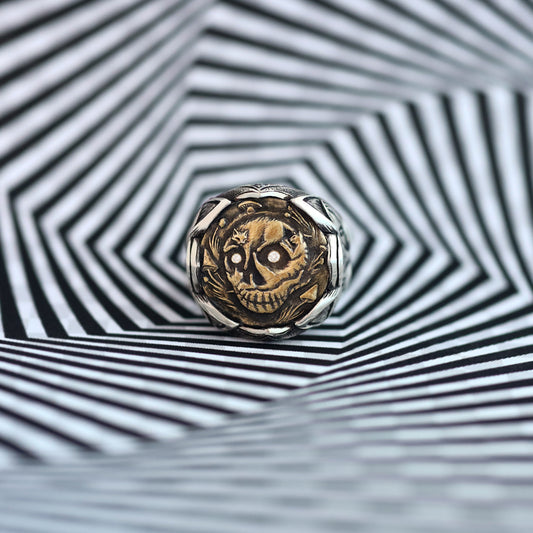 Meowmento Mori Ring