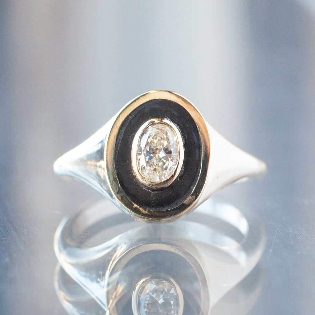 Droplet Signet Ring - Diamond