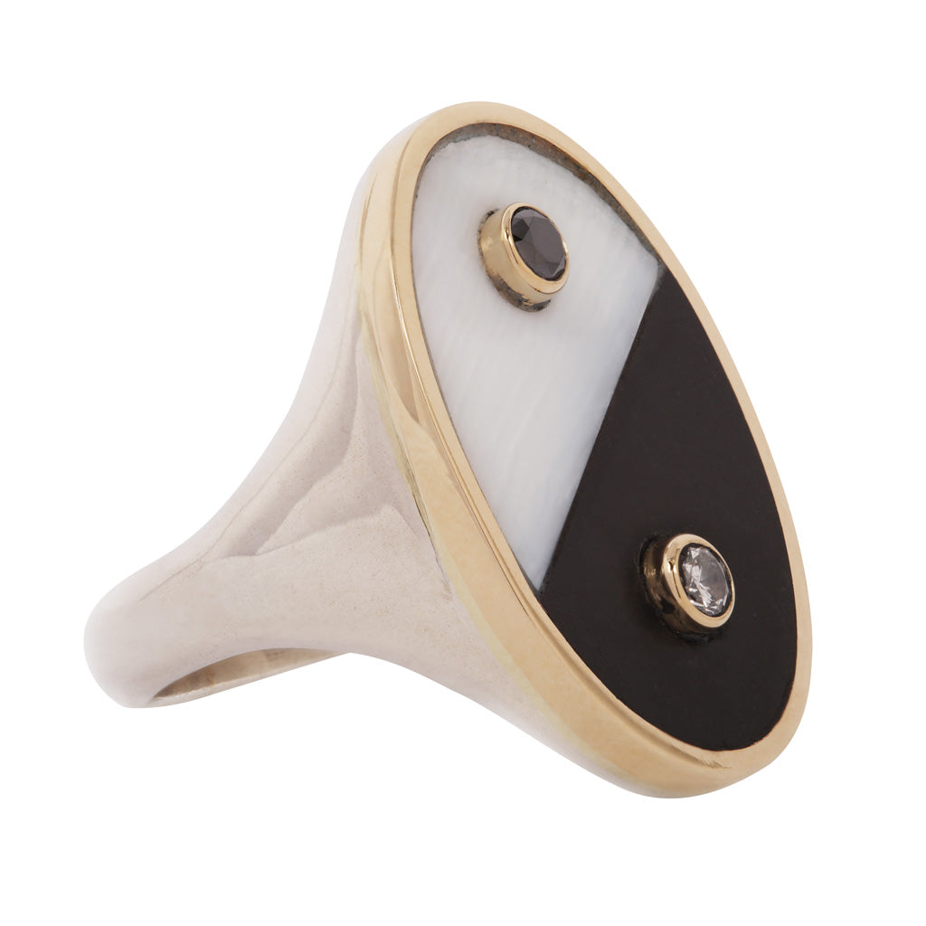 XL Balance Signet Ring - Black