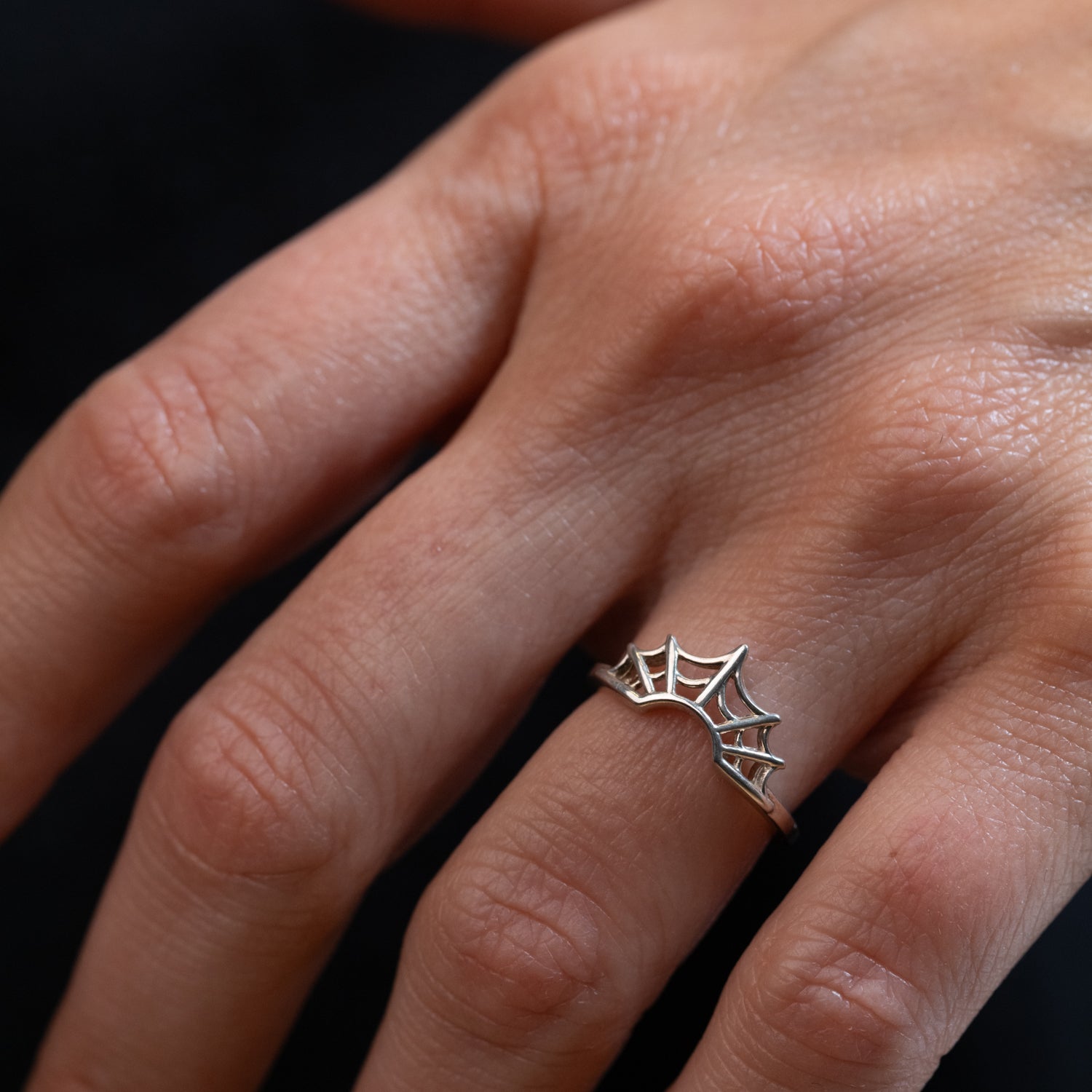 Arced Web Ring - Classic (S)