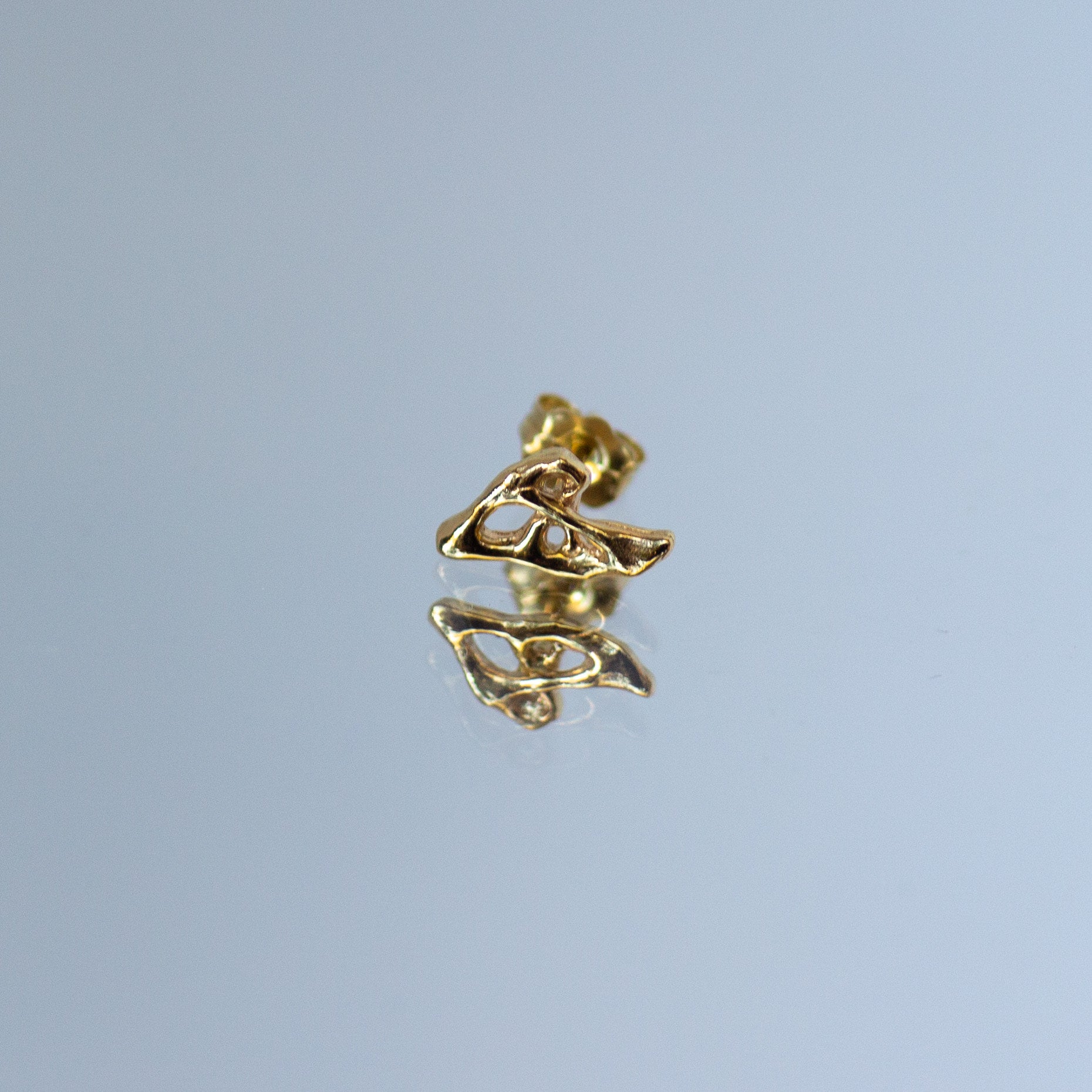 Cavity Earring - Classic