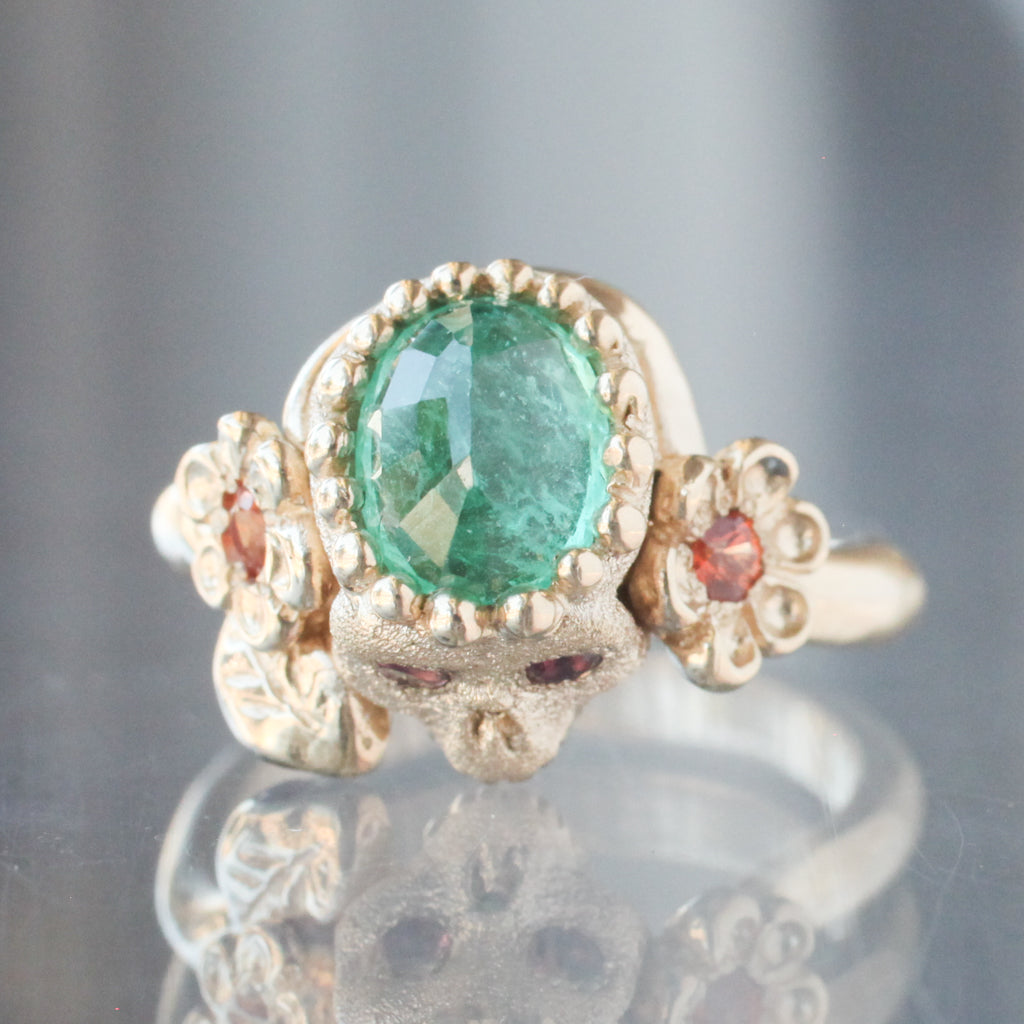 Colombian Emerald Nozarashi Skull Ring