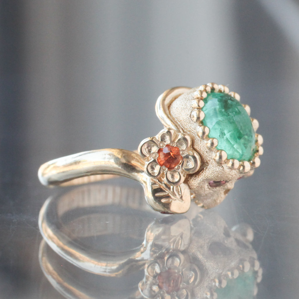 Colombian Emerald Nozarashi Skull Ring