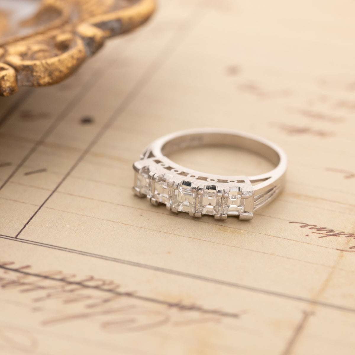 Vintage 5 Carré Cut Diamond Band - 4.7mm