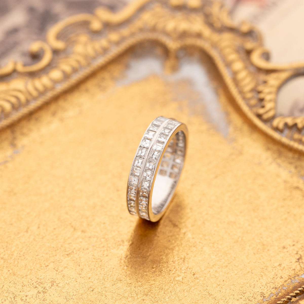 Vintage Double Row Carré Cut Diamond Band