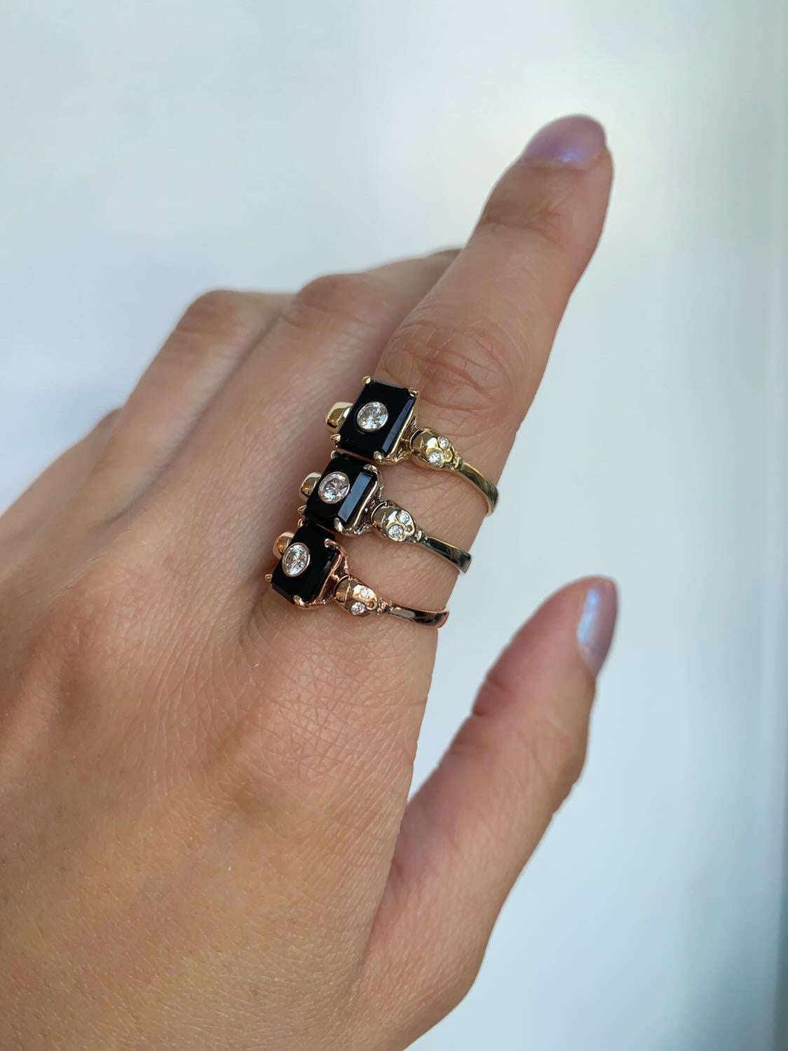 Skulls Ring - Diamond & Onyx